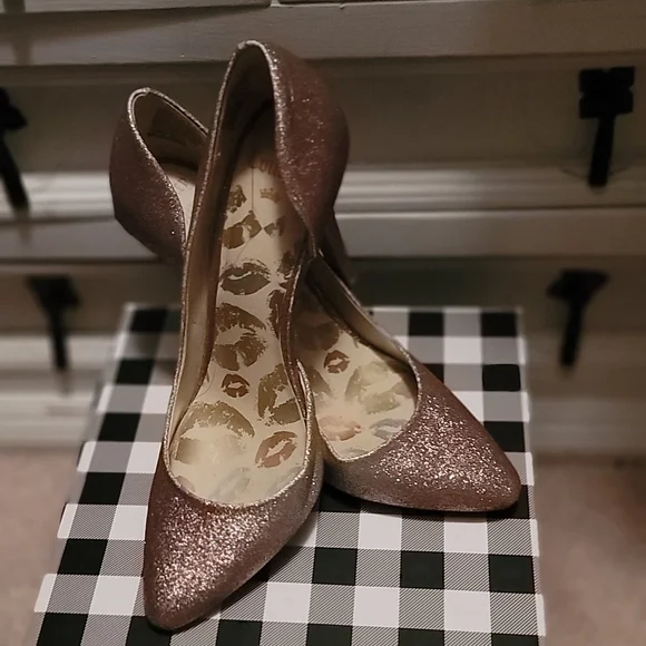 Juicy Couture | Shoes | Champagne Glitter Juicy Couture Heels